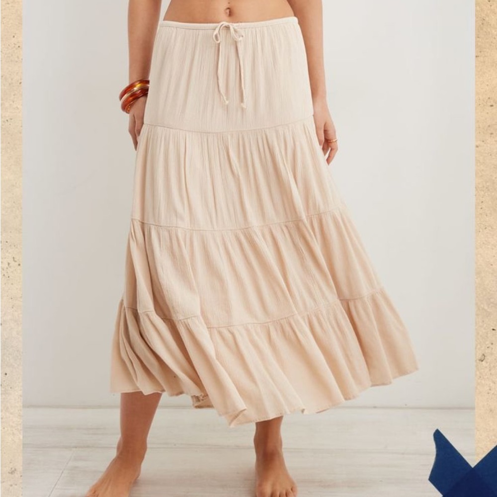 NWOT Aerie Beach Club Tiered Maxi Cream Skirt